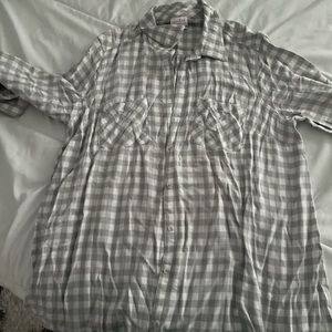 Grey stripped button up with front pockets